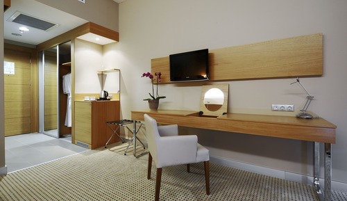 Standard Room, 1 King Bed, Non Smoking