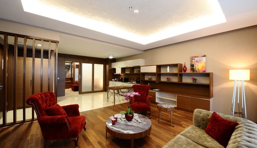 Suite, 1 King Bed, Non Smoking