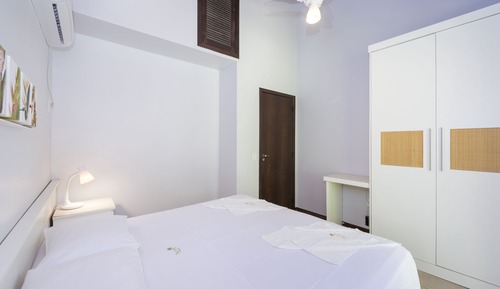 Basic Triple Room
