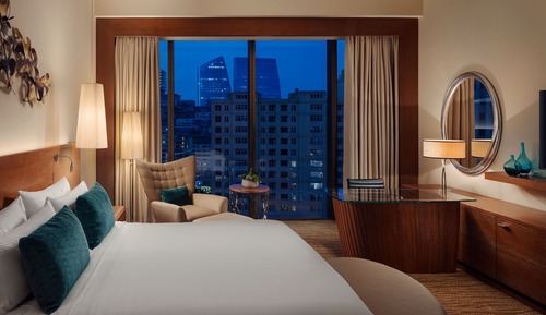 Deluxe Room, 1 King Bed, Non Smoking, City View