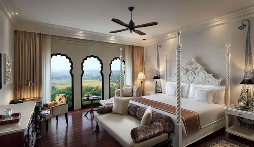 Fairmont King, Room, 1 King Bed, Smoking