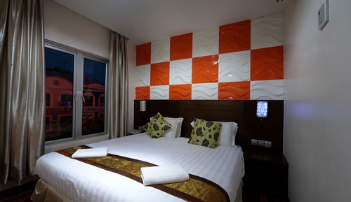 Deluxe Room, 1 King Bed