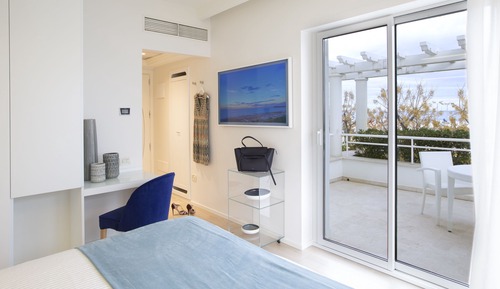 Luxury Twin Room, 1 King Bed
