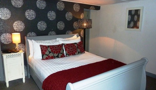 Classic Double Room (1 Adult)