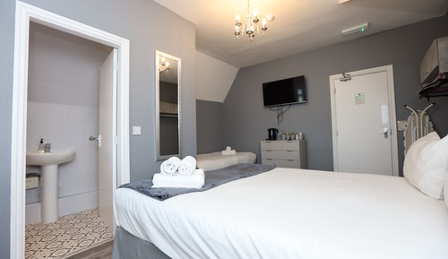 Suite, Ensuite