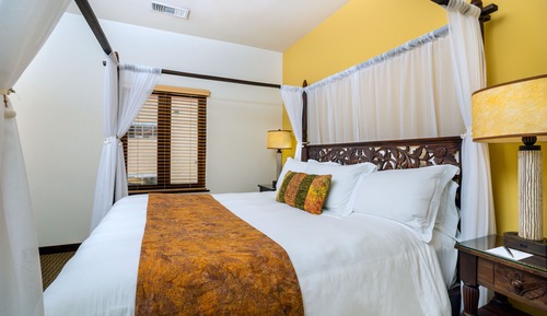 Deluxe Room, Multiple Beds, Partial View