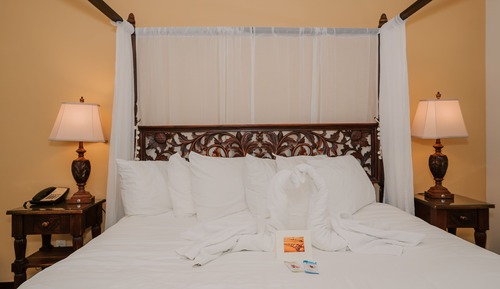Deluxe Room, Multiple Beds, Ocean View