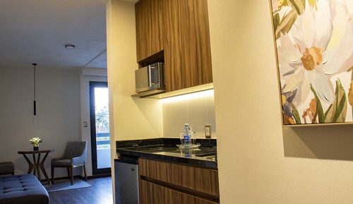 Junior Studio Suite, City View