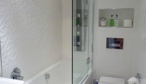 Suite (Magnolia)