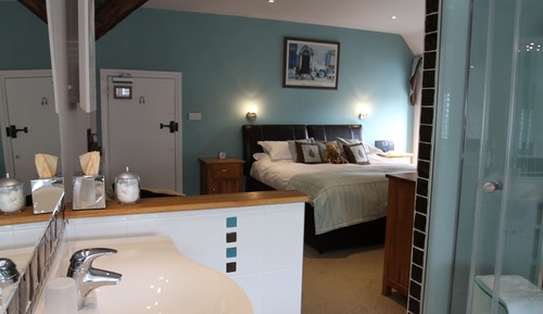 Suite (Lavender)