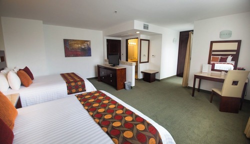 Junior Suite, 2 Double Beds, Balcony (Expedia)