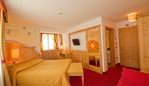 Comfort Triple Room