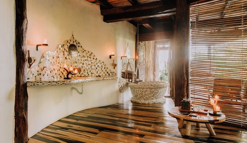 Villa (AZTEC VILLA)