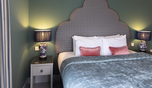 Deluxe Room, 1 King Bed
