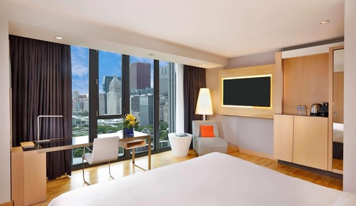 Room, 1 King Bed, Balcony, City View (NonSmoking)
