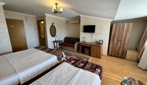 Quadruple Room with Sea View