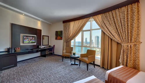 Deluxe Twin Room, 2 Twin Beds, Partial Sea View