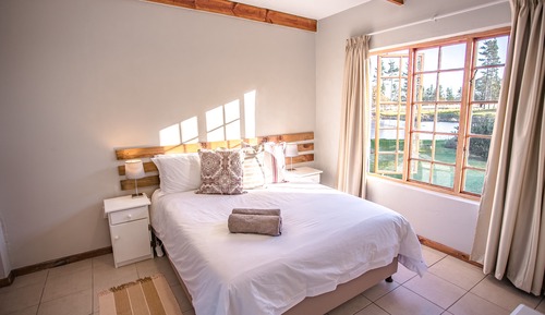 Honey Badger Forest Cottage 2
