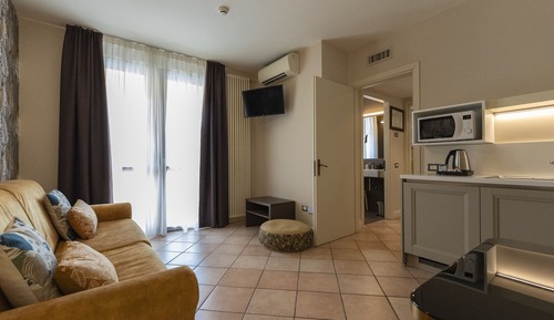 Classic Suite, 1 King Bed with Sofa bed