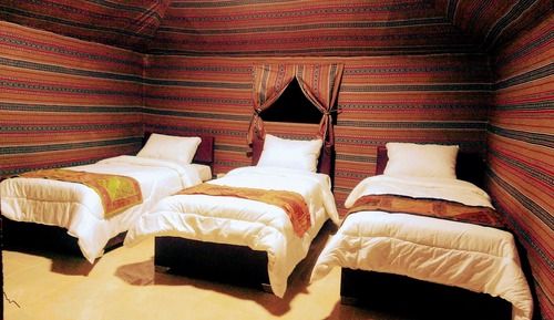 Comfort Tent, 3 Twin Beds