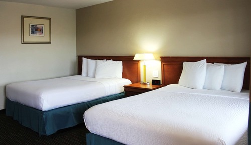 Standard Room, 2 Queen Beds, Non Smoking