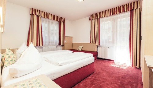 Classic Apartment, 2 Bedrooms, Balcony, Mountain View (Plus Cleaning Fee 4,00 EUR p.p./night)
