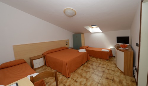 Quadruple Room (Mansarda)