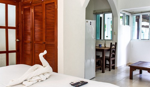 Standard Studio Suite, Kitchenette