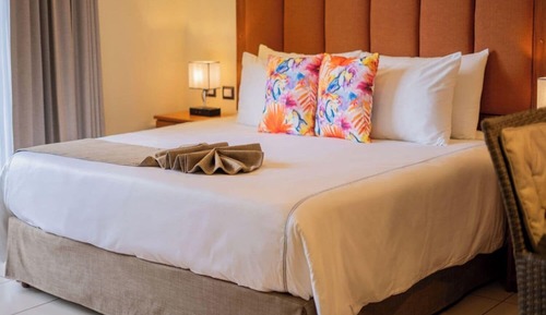 Bromelia 1 Bed 