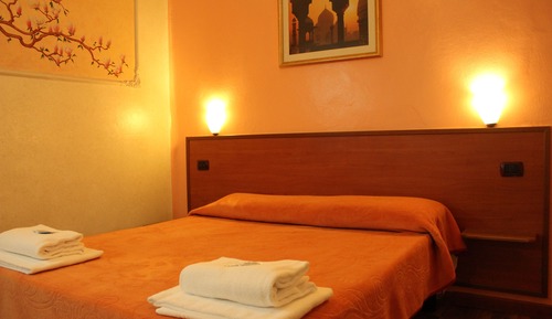 Standard Double or Twin Room, Shared Bathroom