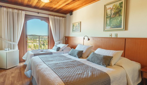 Luxury Triple Room, Balcony
