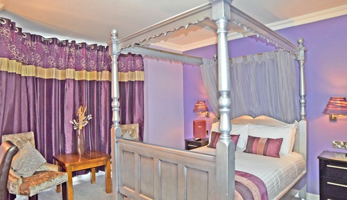 Four-poster Double with Spa Bath