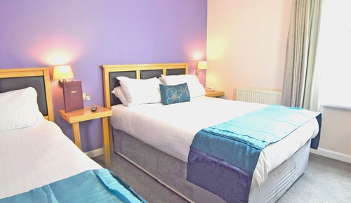 Standard Twin Room, Ensuite