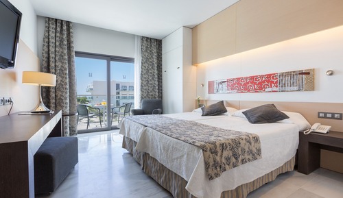 Double Room, Balcony, Partial Ocean View