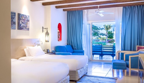 Family Room, 1 King Bed