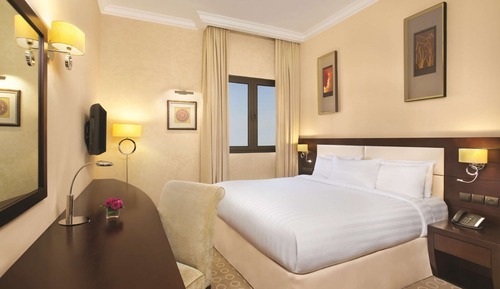 Deluxe Suite, 1 King Bed