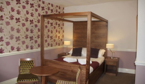 Double Room (Four Poster Bed)