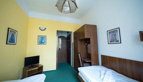 Standard Double Room, 2 Twin Beds