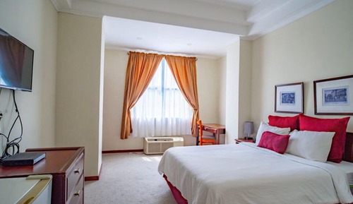 Single Room, 1 Double Bed