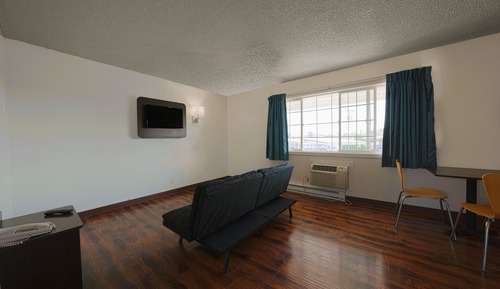 Premium Room, 1 King Bed, Kitchenette