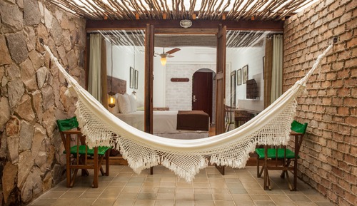 Room (Patio)