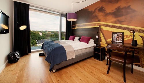 Standard Room, 1 Queen Bed