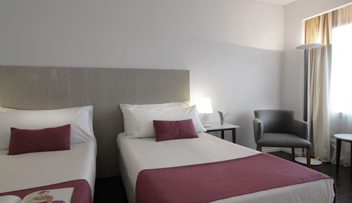 Room, 3 Twin Beds, Non Smoking