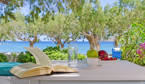 Studio, Sea View