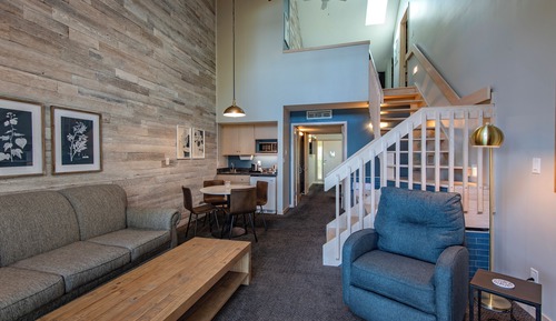 Suite, 2 Bedrooms, Bay View (2nd Floor with Fireplace & Jetted Tub)
