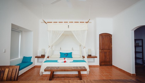 Master Suite lagoon view