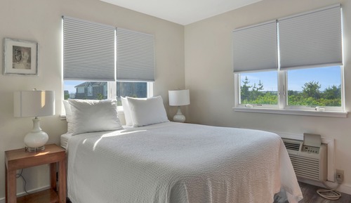 Partial Ocean View 2BD Corner Queen and 2 Twins