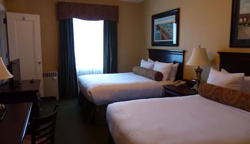 Deluxe Room, 2 Queen Beds, Non Smoking