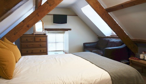 Superior Quadruple Room, Ensuite (Cwm)