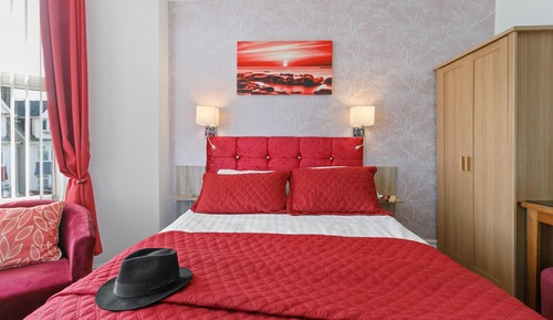 Double Room, Ensuite (King Room 7)